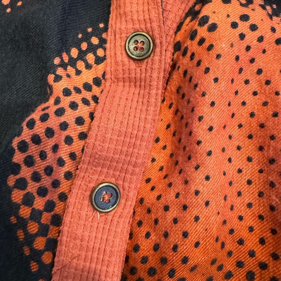 Urban Outfitters - put from under- ‎ Cropped Button Down - Size M - NWT - Picture 3 of 5